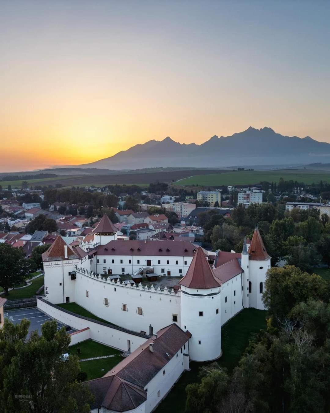 Luxus Apartman Pod Hradom Kežmarok Extérieur photo